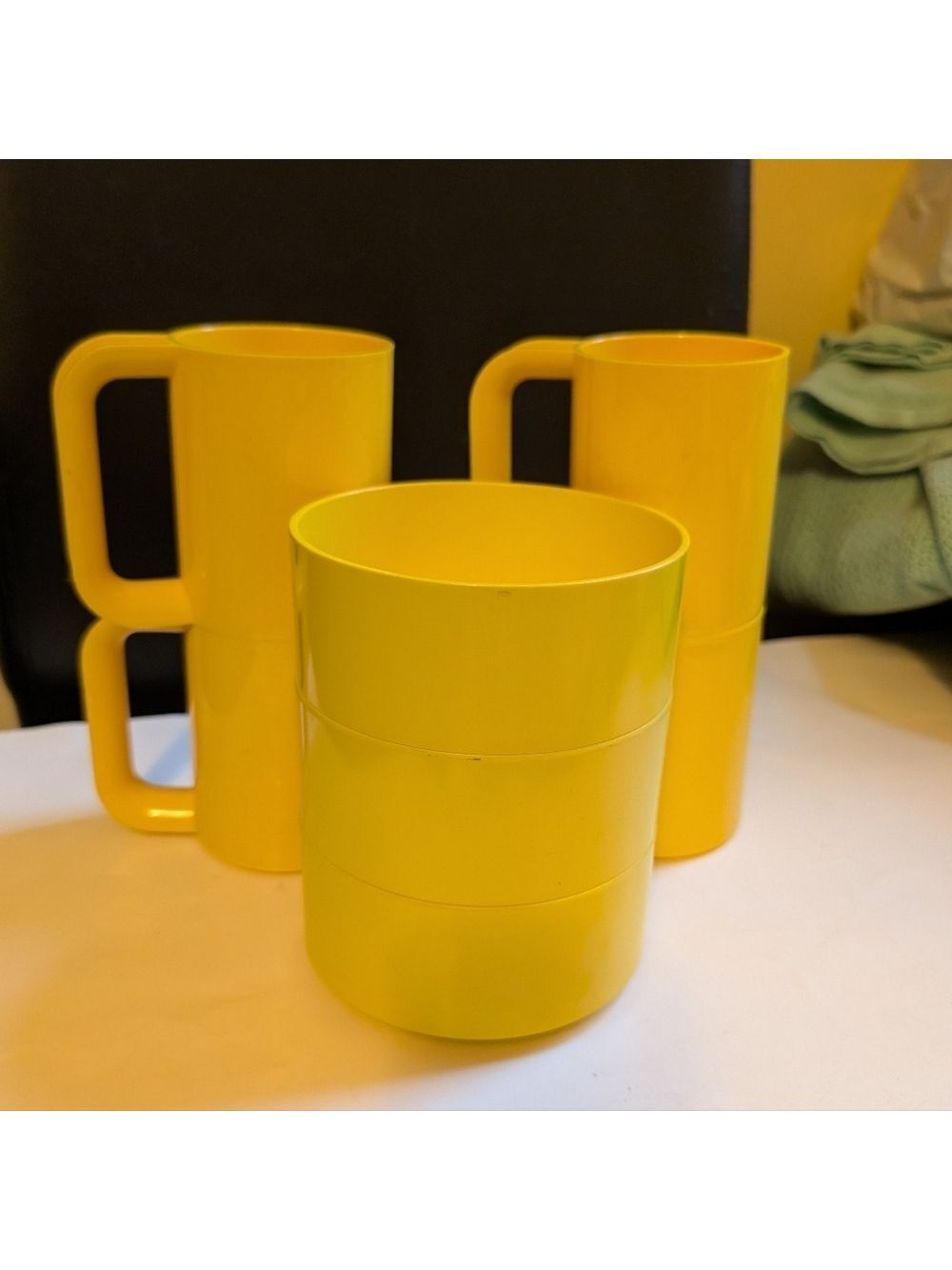 Heller Lella and Massimo Vignelli yellow vintage stacking melamine
